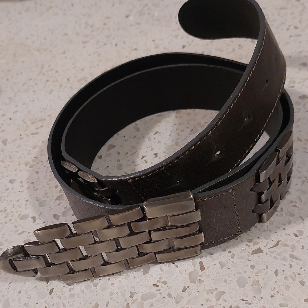 VINTAGE, Elegant Black Leather Belt, Size M, Made In ITALY